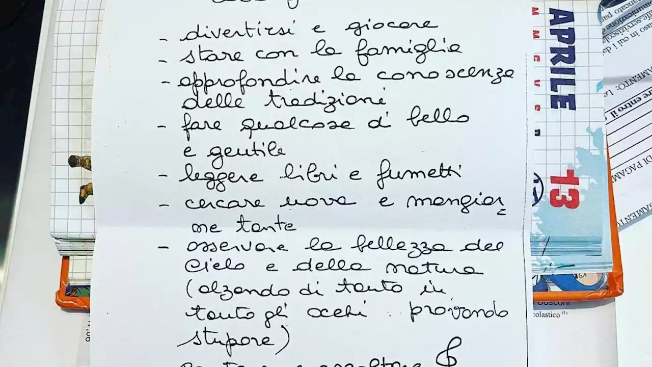 Firenze e la maestra che dà i compiti per le vacanze di Pasqua: «Divertirsi, giocare, leggere libri, fare qualcosa di gentile»