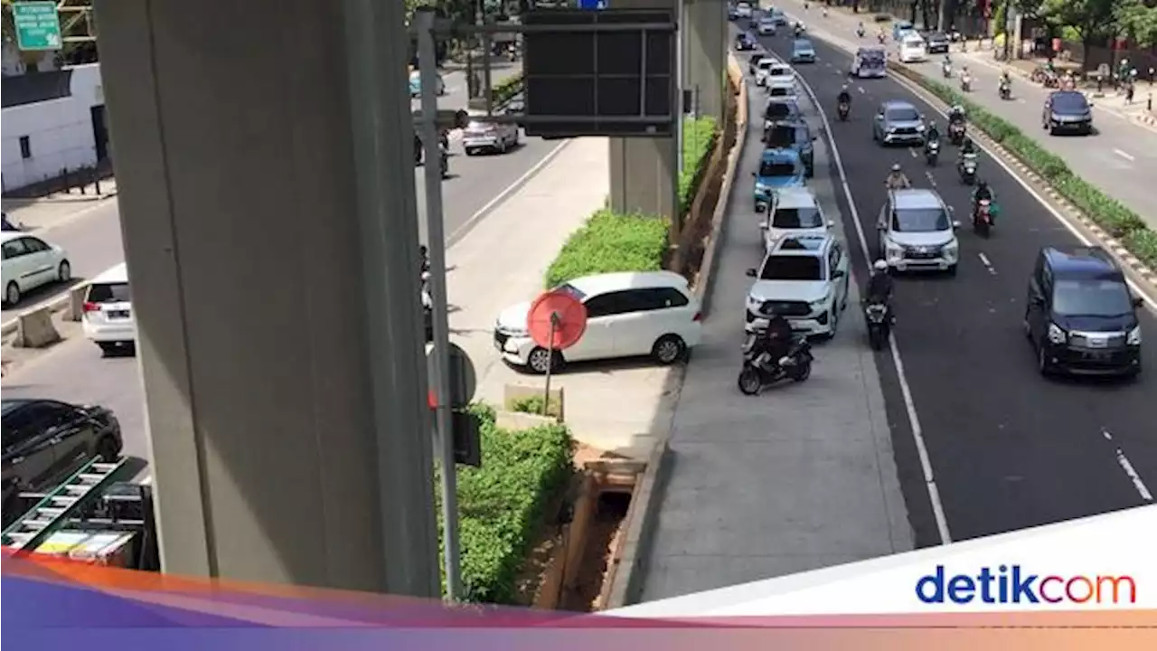 Driver Ojol Tak Setuju U-Turn di Kuningan Ditutup: Muternya Jauh!