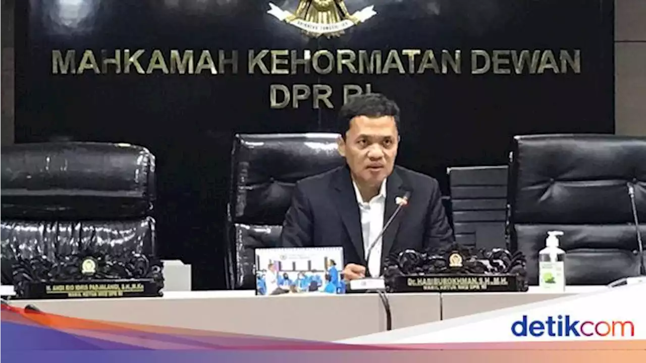 MKD DPR Beri Teguran Lisan ke Legislator Gerindra Minta 'Sedekah Sarung'