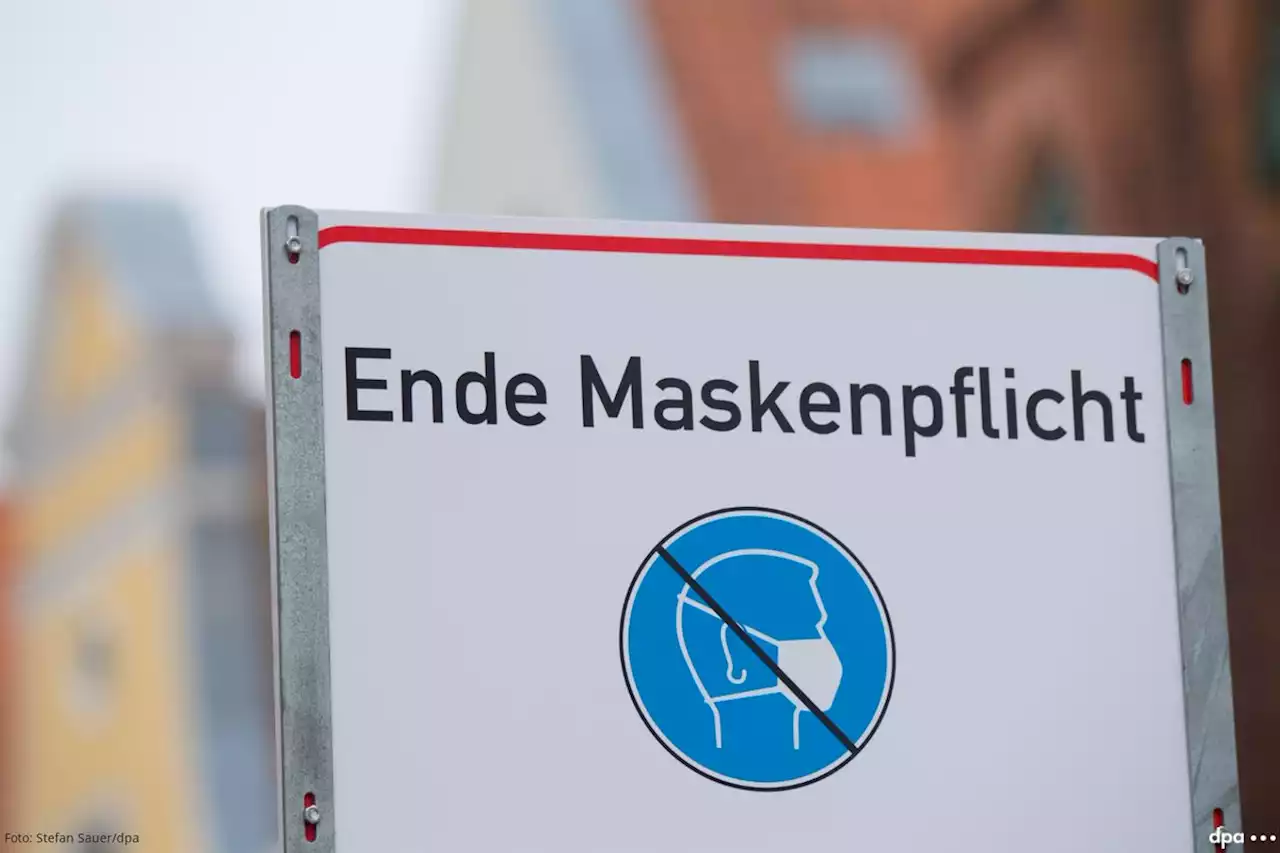 Maskenregeln: Praxen und Kliniken können selbst entscheiden