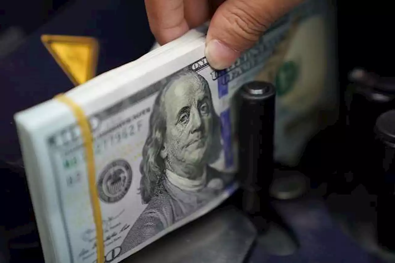 El dólar continúa desacelerando frente al peso colombiano