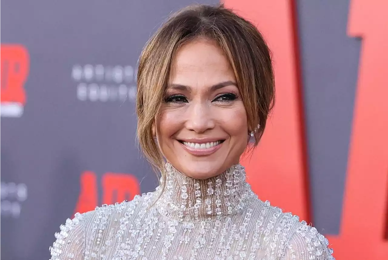 Anti-âge : à 53 ans, Jennifer Lopez dévoile son secret pour vieillir avec grâce