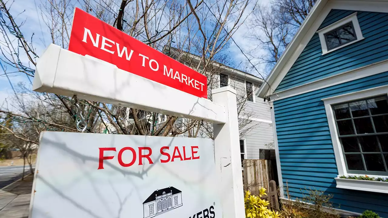 Americans are struggling to find homes for sale, causing mortgage demand to plummet