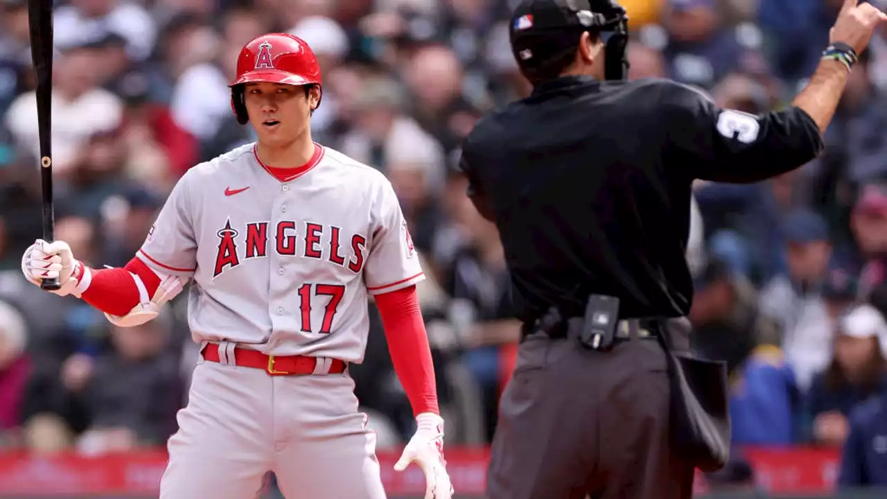 Shohei Ohtani gets pitch clock violation on the mound, at the plate