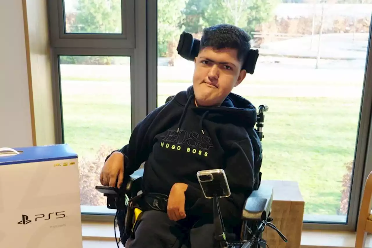 Disabled student forced to drop out wants to stop others being 'let down' by system