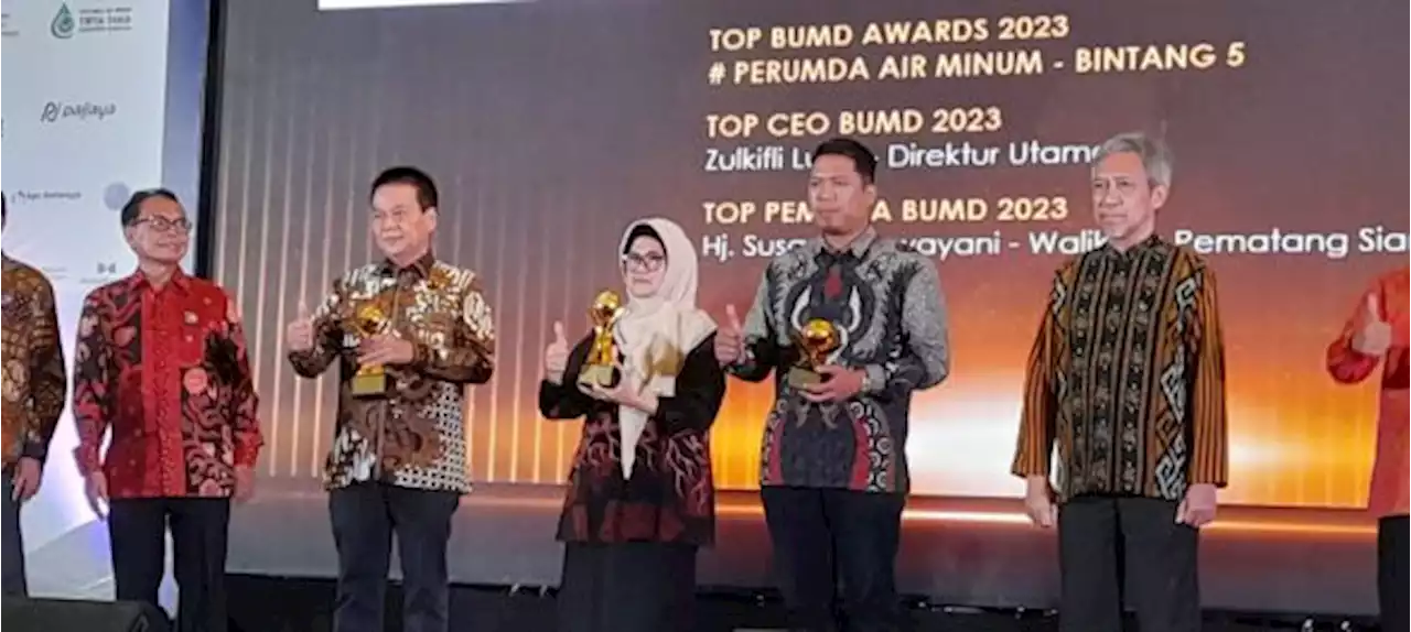 Dua Tahun Berturut-turut, dr.Susanti Terima TOP Pembina BUMD Awards