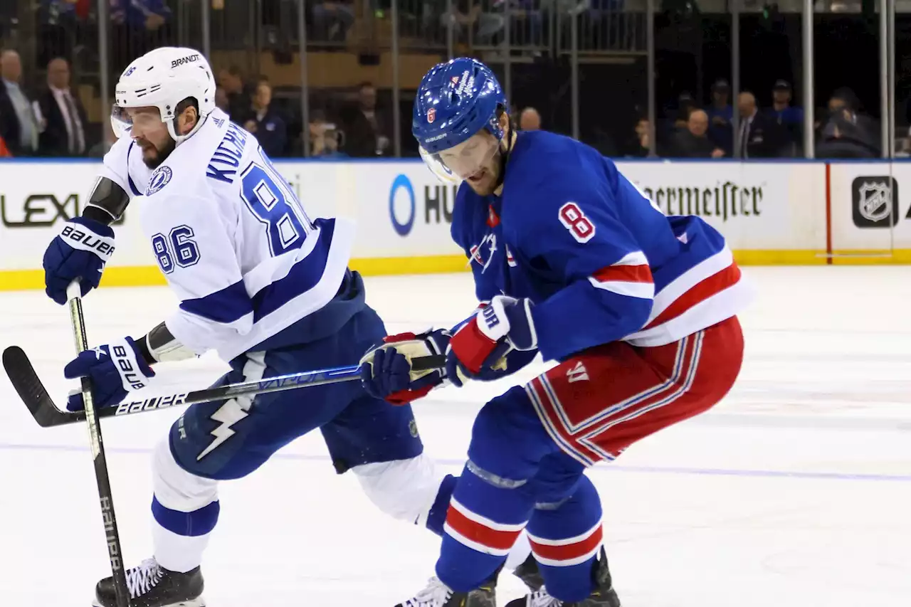 Rangers’ Jacob Trouba leaves Lightning game with upper-body injury