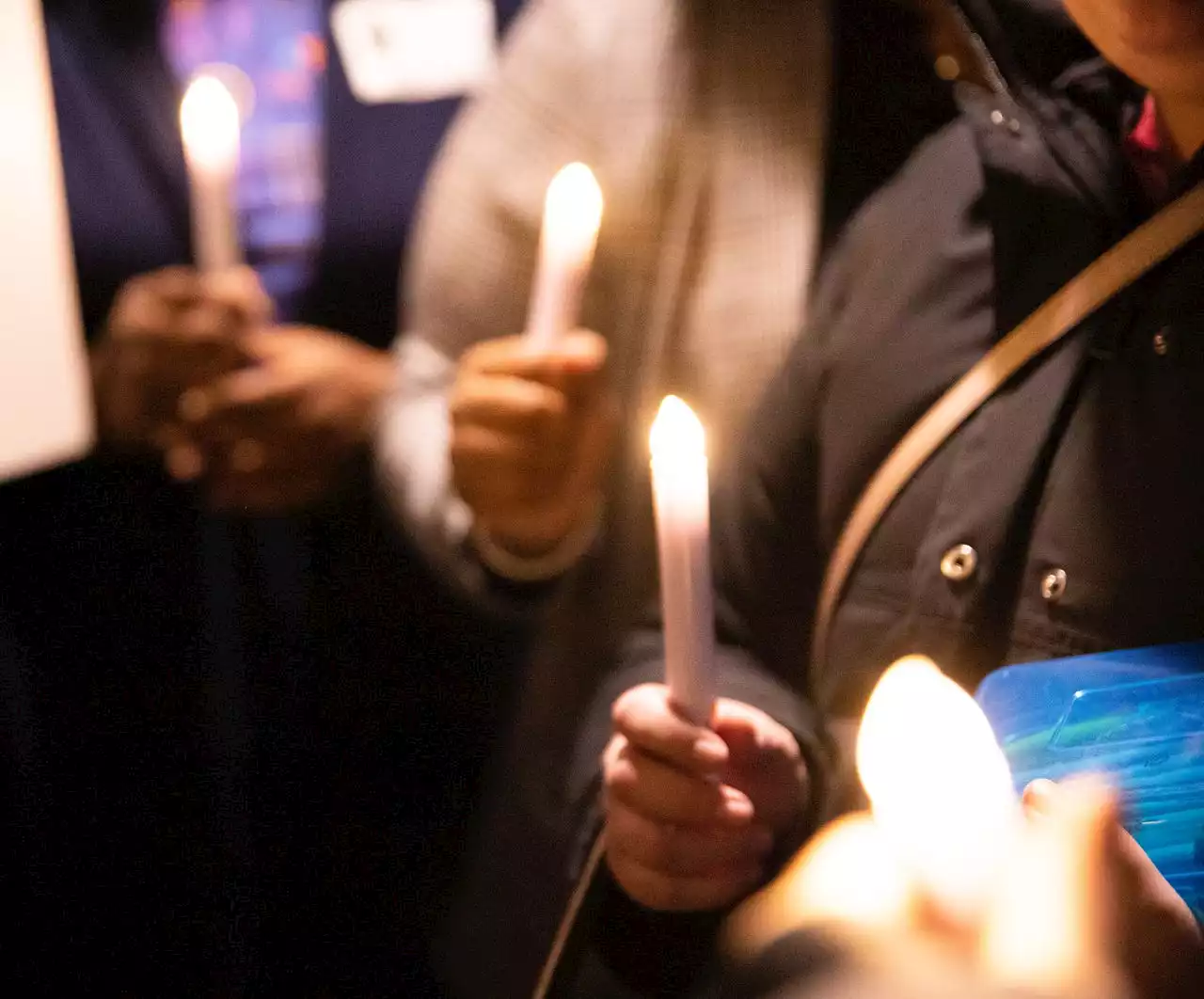 Pa. community holds vigil for 5-year-old twin sisters killed in house fire: reports