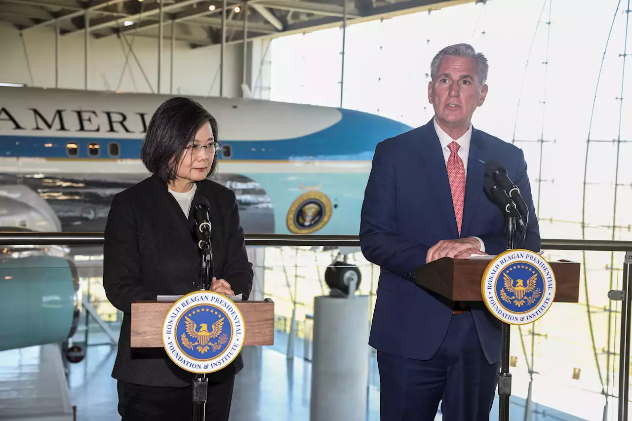 McCarthy, Taiwan's leader meet in California despite threats from China