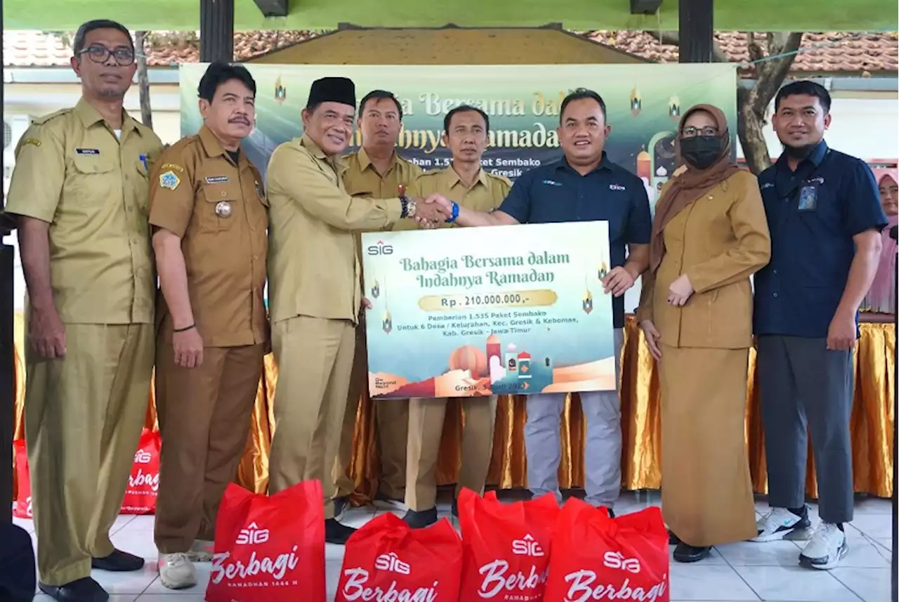 Semen Indonesia Gelar Safari Ramadhan Bagikan 1.535 Paket Kebutuhan Pokok |Republika Online