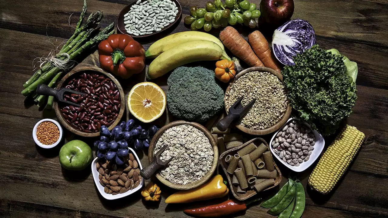 Is it more important to take a fibre supplement than a multivitamin?