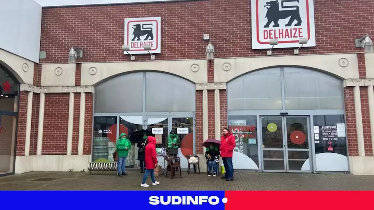 Une ordonnance de justice pour faire rouvrir le Delhaize d’Hornu: toute personne qui bloque le magasindevra payer 1.000€! (photos)