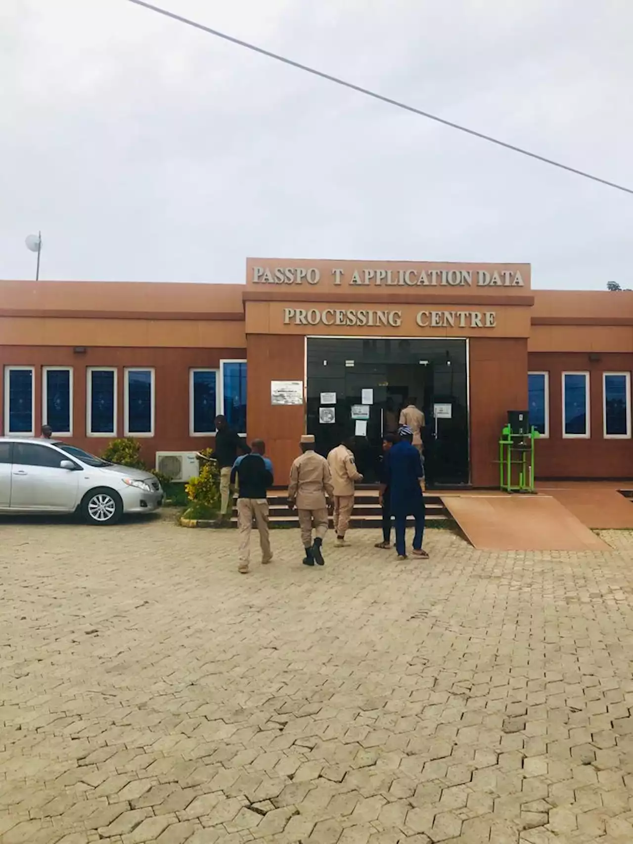 Immigration arrests five in Ibadan for 'human trafficking' | TheCable