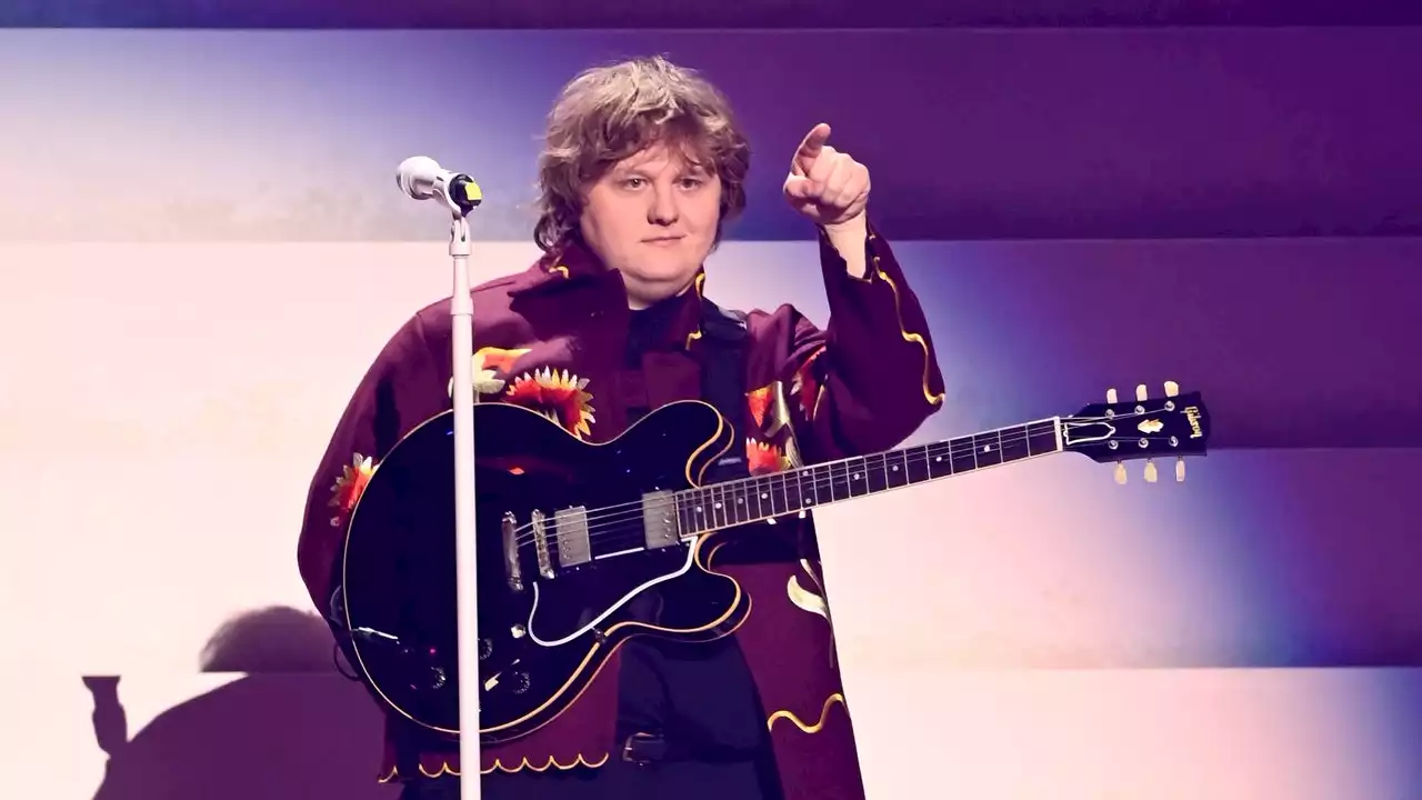 Lewis Capaldi potrebbe smettere presto di cantare?