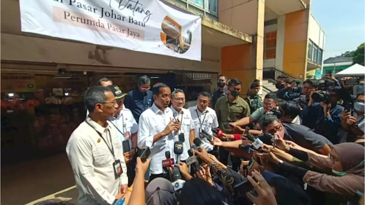 Jokowi Sebut Harga Bahan Pokok di Pasar Sambonggede Paling Murah