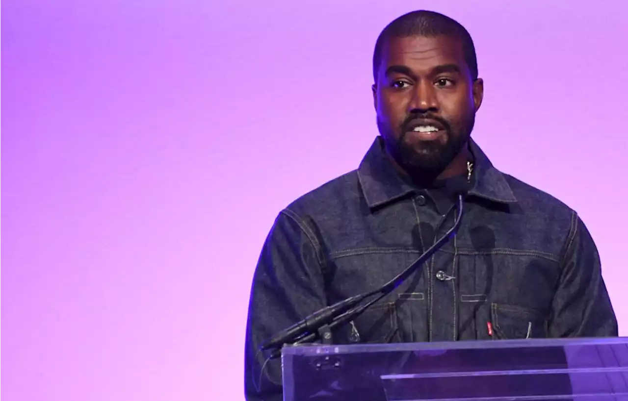 L’école de Kanye West se retrouve sur le banc des accusés