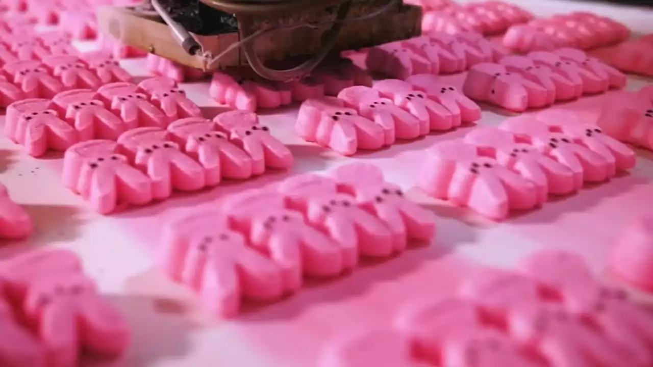 Why some say you shouldn't eat pink and purple Peeps