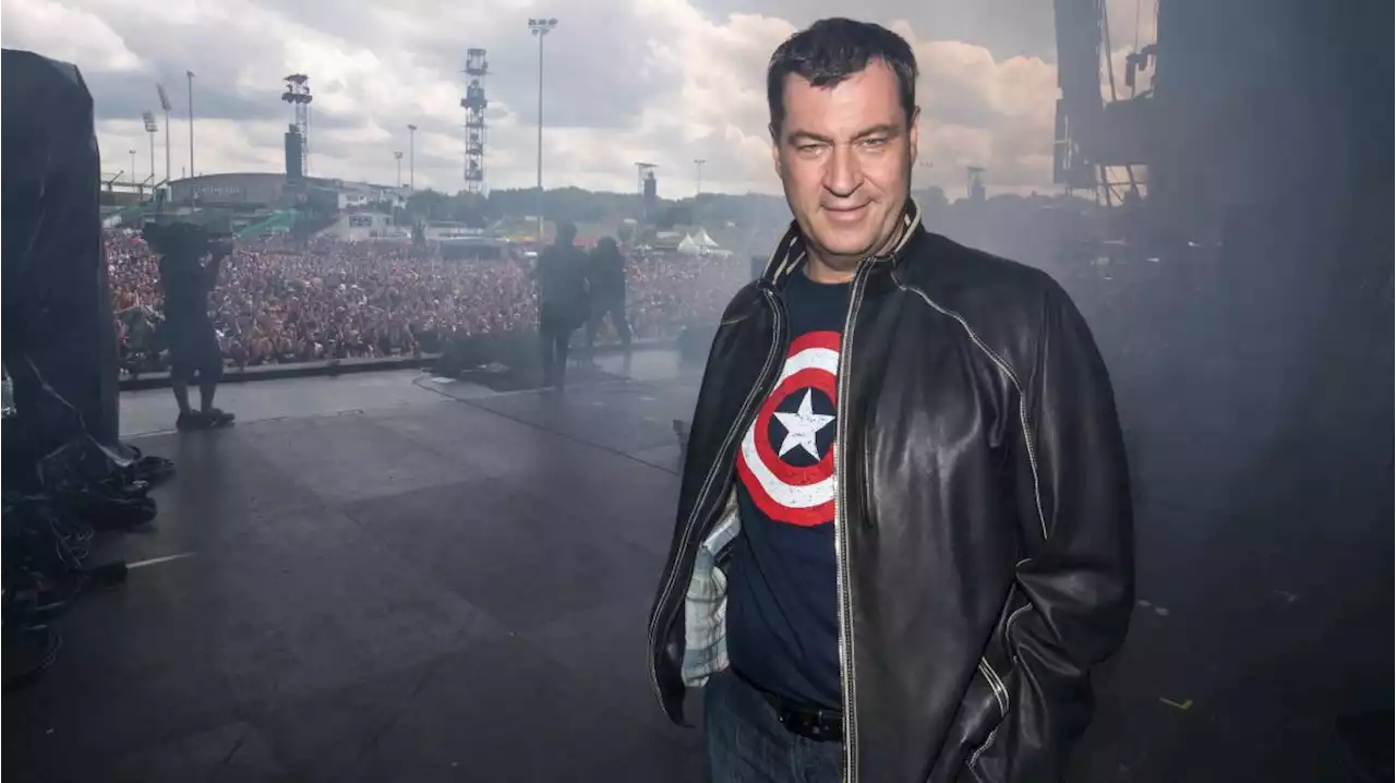 Wie DJ Markus Söder auf Instagram rockt, swingt und schmust