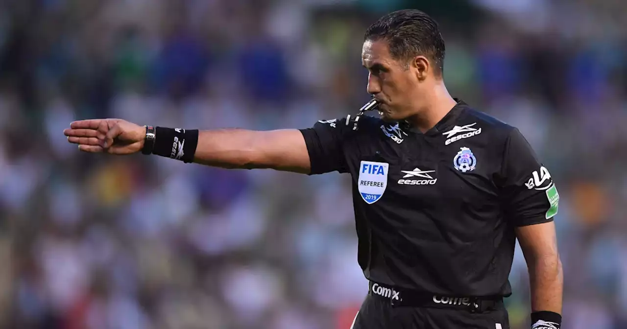 VIDEO: Agreden a Roberto García Orozco, ex árbitro de Liga MX