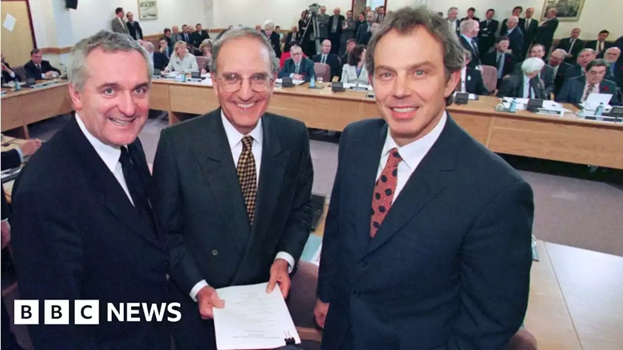 Good Friday Agreement: People and politicians mark signing of peace deal