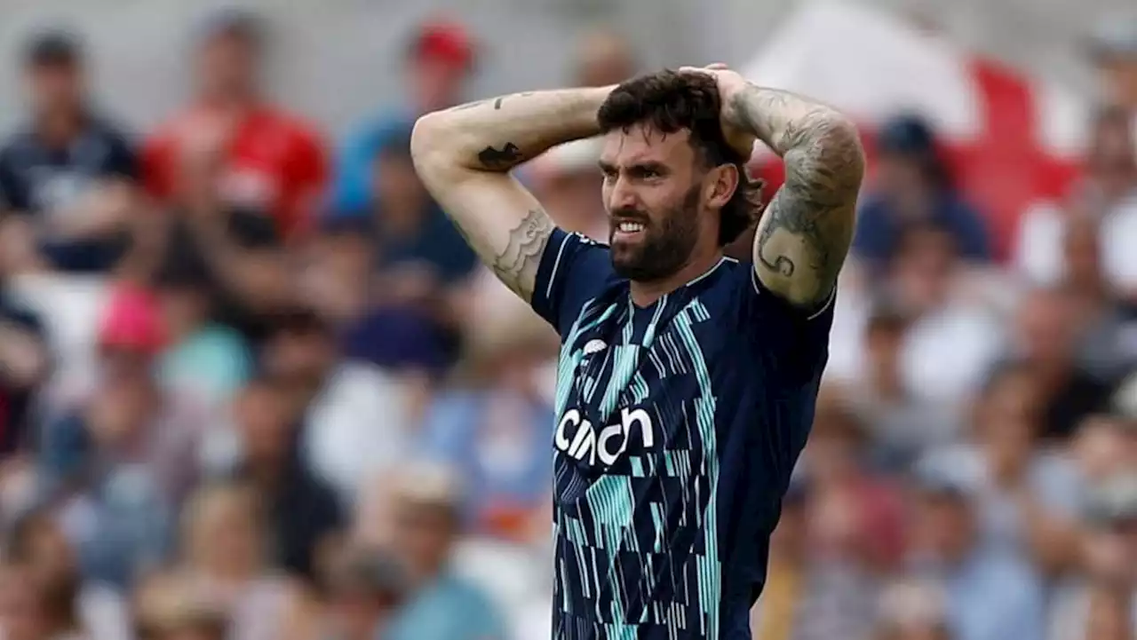 England bowler Topley suffers shoulder injury ahead of World Cup