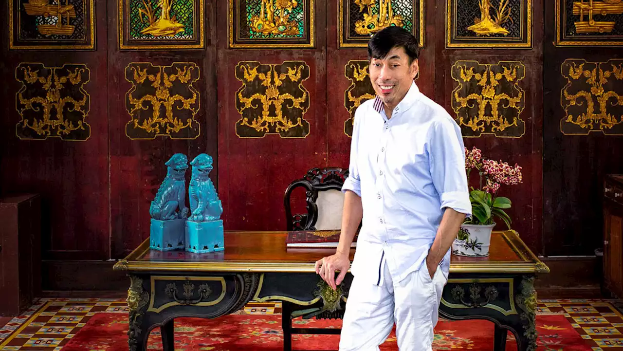 This hotelier from Penang has one of the world’s largest collections of Peranakan kamchengs