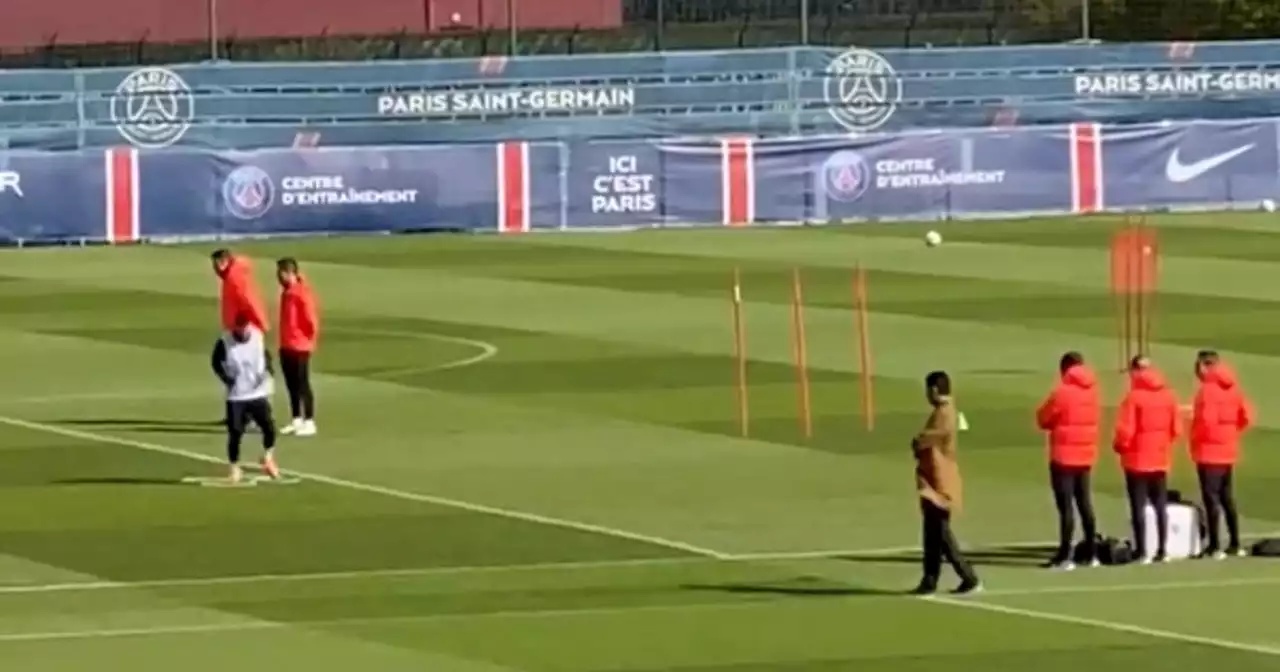 Clima caliente en PSG: el dueño visita a los jugadores en el entrenamiento