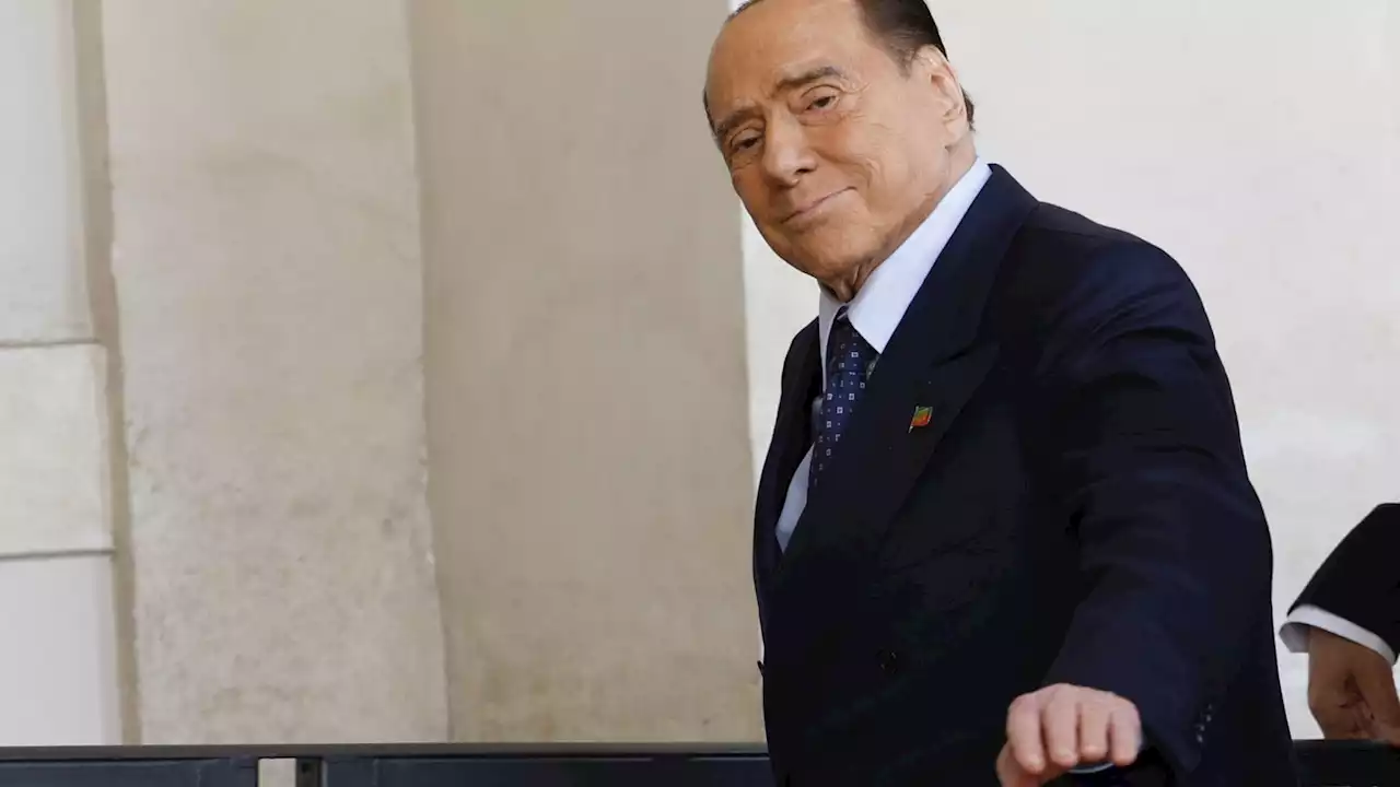 Al telefono con Silvio Berlusconi: 'È dura, ma ce la farò anche questa volta'