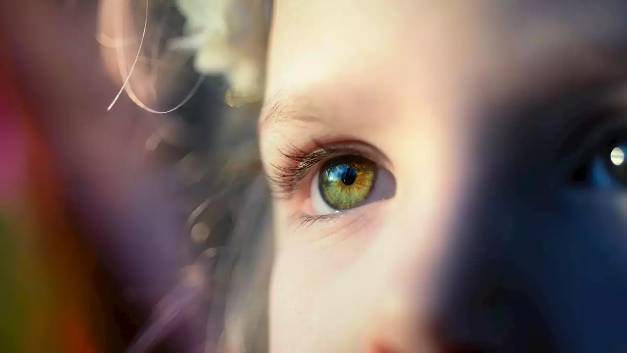 Les collyres pour les yeux peuvent provoquer de graves effets secondaires chez les enfants