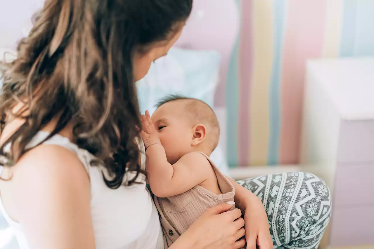 Breastfed babies less likely to have behavioral problems, study claims