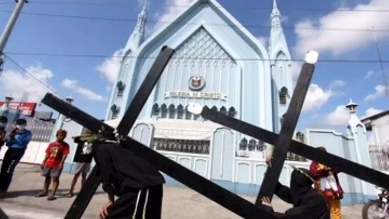 Filipinas retoma crucifixiones por Semana Santa tres años después de su prohibición por covid-19