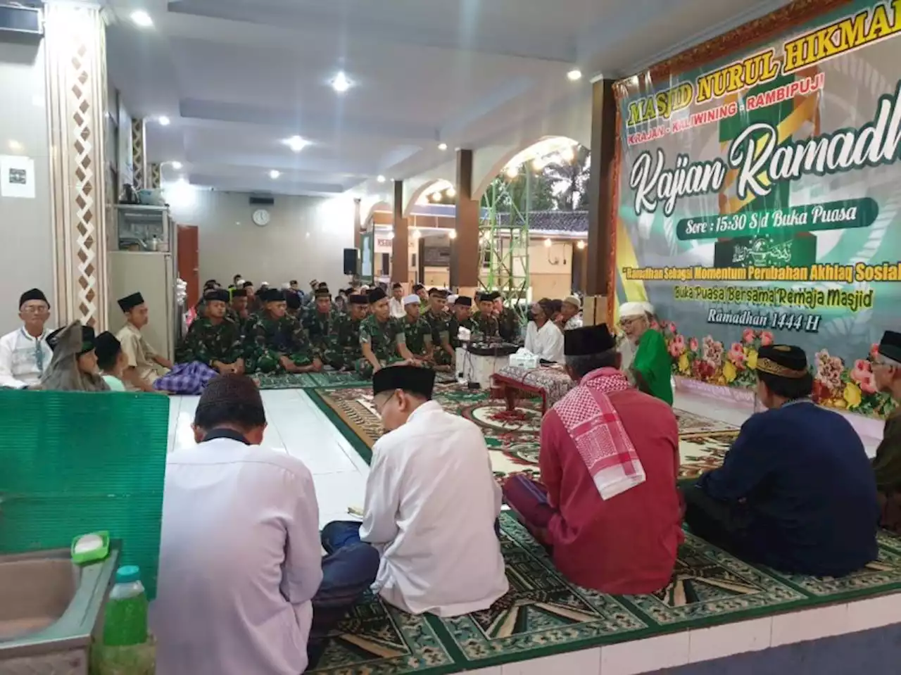 Jadi Santri Ponpes di Jember, Prajurit Yonarmed 8/UY Mengaji Kitab Tafsir Al-Jalalain