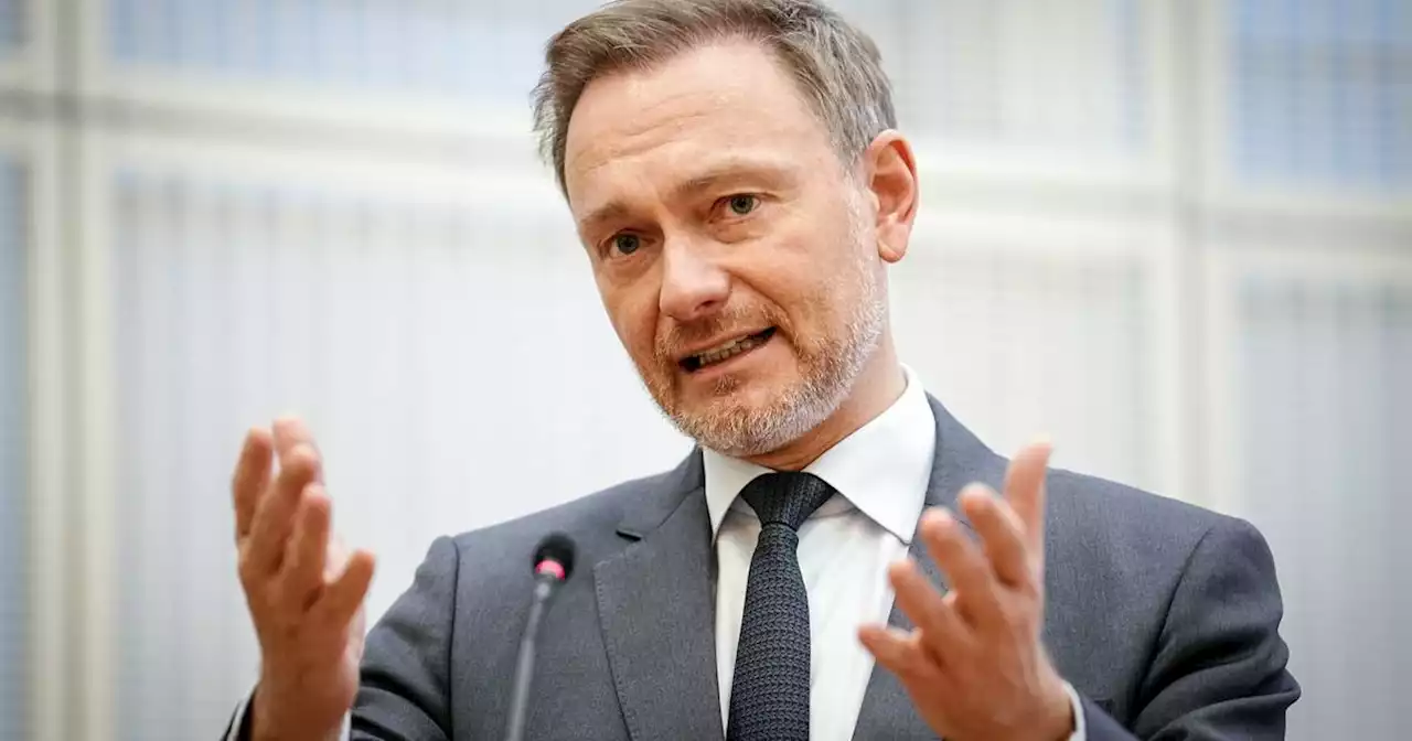 „Die Politik muss wieder lernen, mit dem Geld auszukommen, das die Bürgerinnen und Bürger erwirtschaften“: Bundesfinanzminister Christian Lindner: Ausgaben nur noch bei gleichzeitigem Verzicht