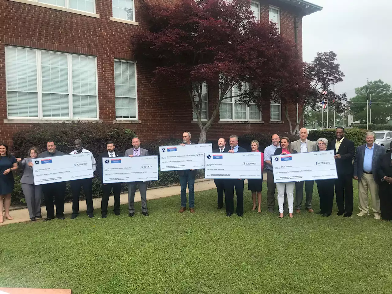 Tallassee gets nearly $10 million grant to help replace cast-iron pipes - Alabama News