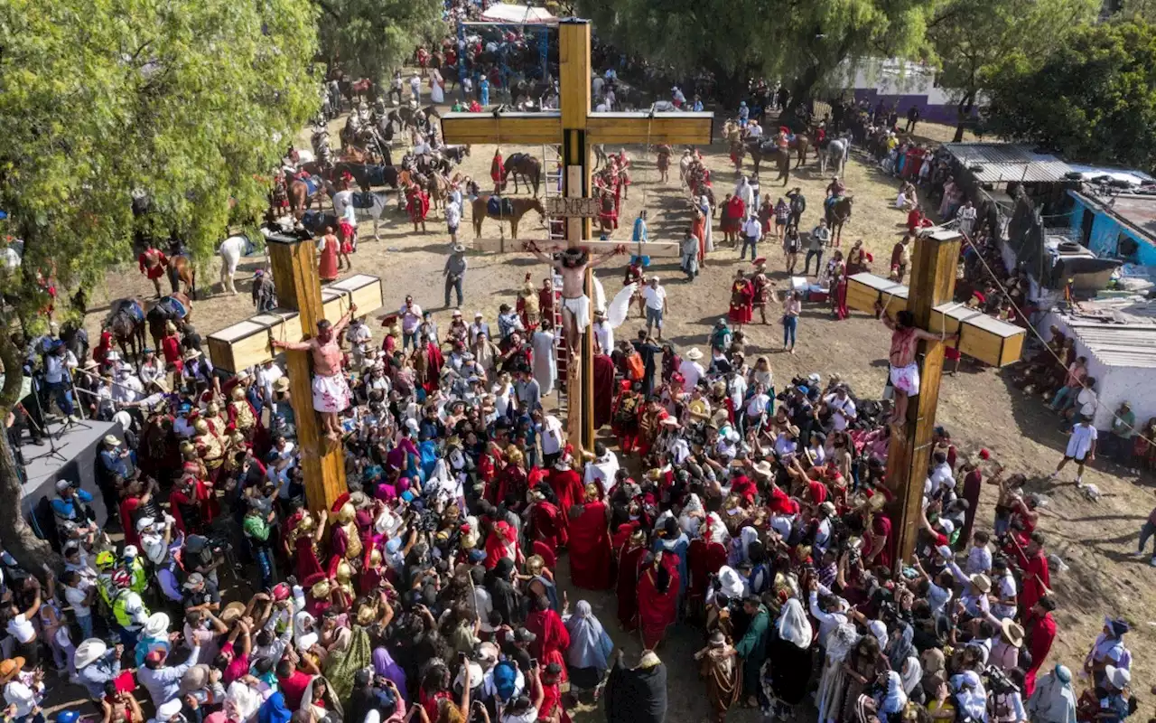 Así se vivió la escenificación de la Vía Crucis y crucifixión de Cristo en Iztapalapa | Galería