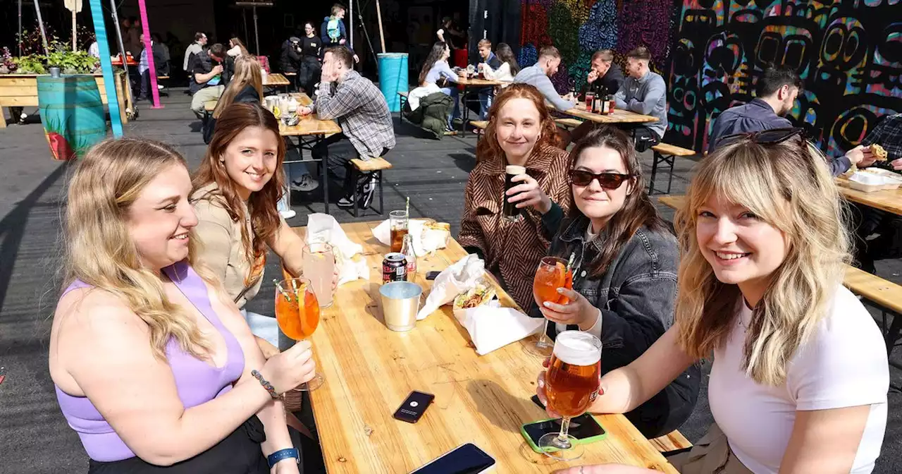 Belfast social photos as friends toast to the long Easter weekend