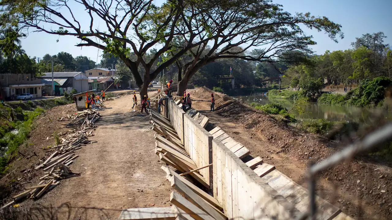 Ce mur entre Haïti et la République dominicaine qui entraîne des expropriations à la pelle