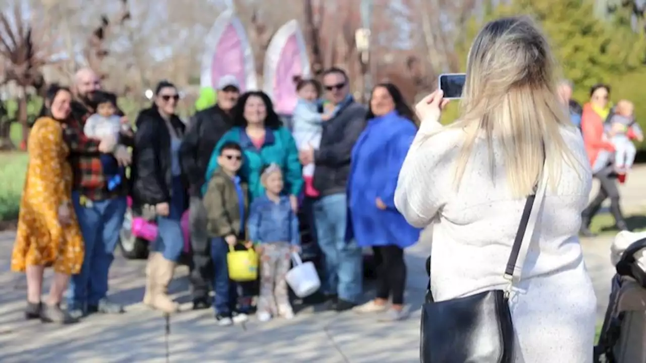 Egg-cellent weather for the 14th Easter Bunny Egg Hunt at the Cleveland Botanical Garden (Photos)