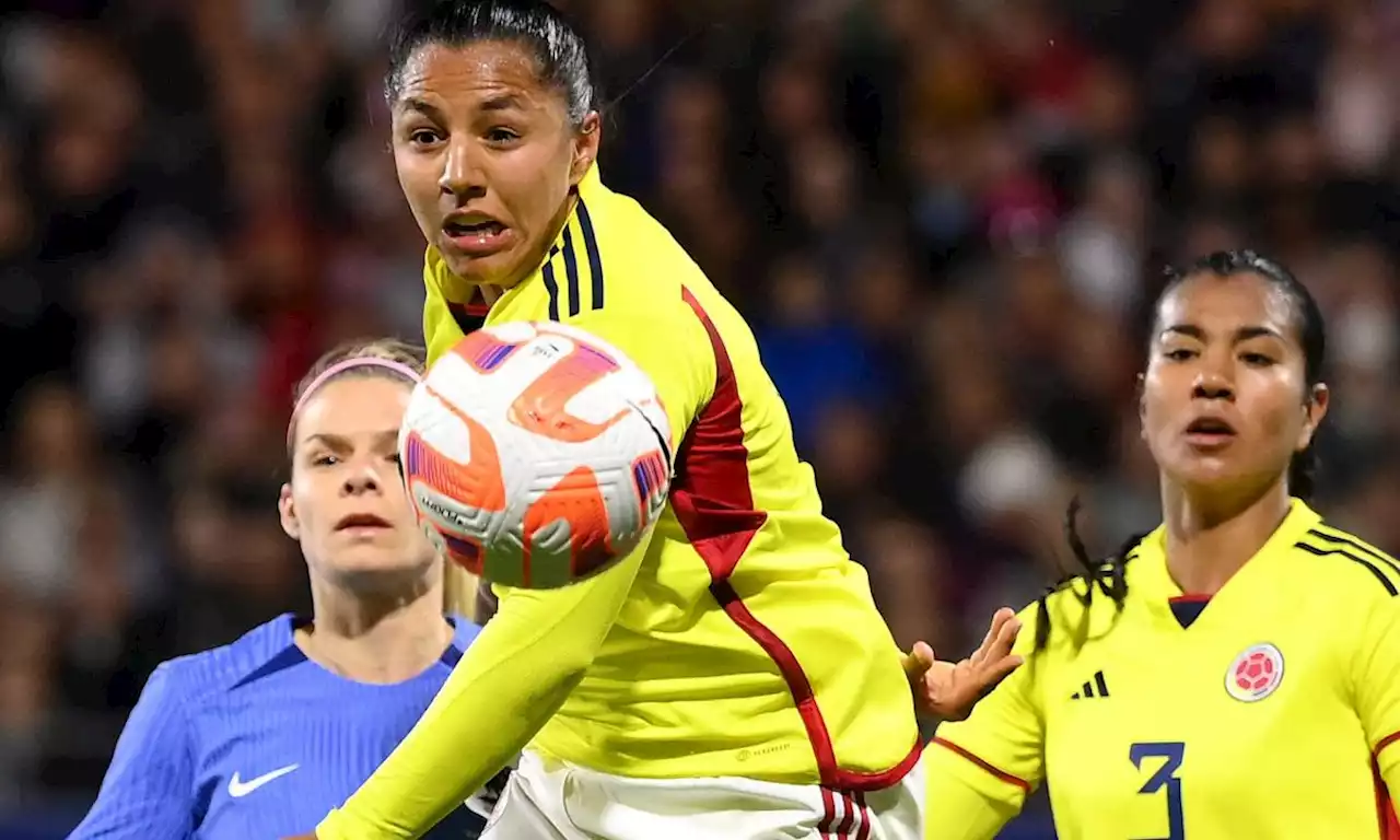 Colombia femenina sufre duro golpe en examen contra Francia