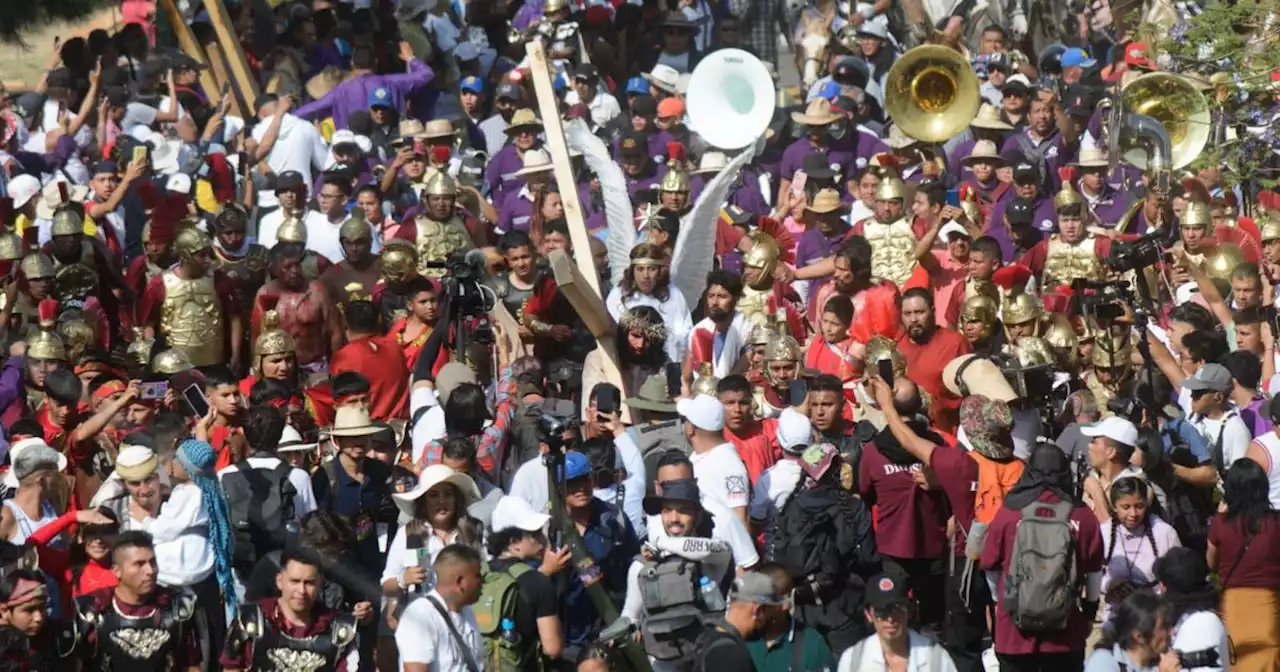 #Crónica | El Viacrucis de Iztapalapa resiste a su segunda pandemia