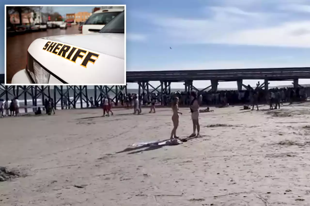 At least 6 injured in South Carolina beach shooting on senior skip day