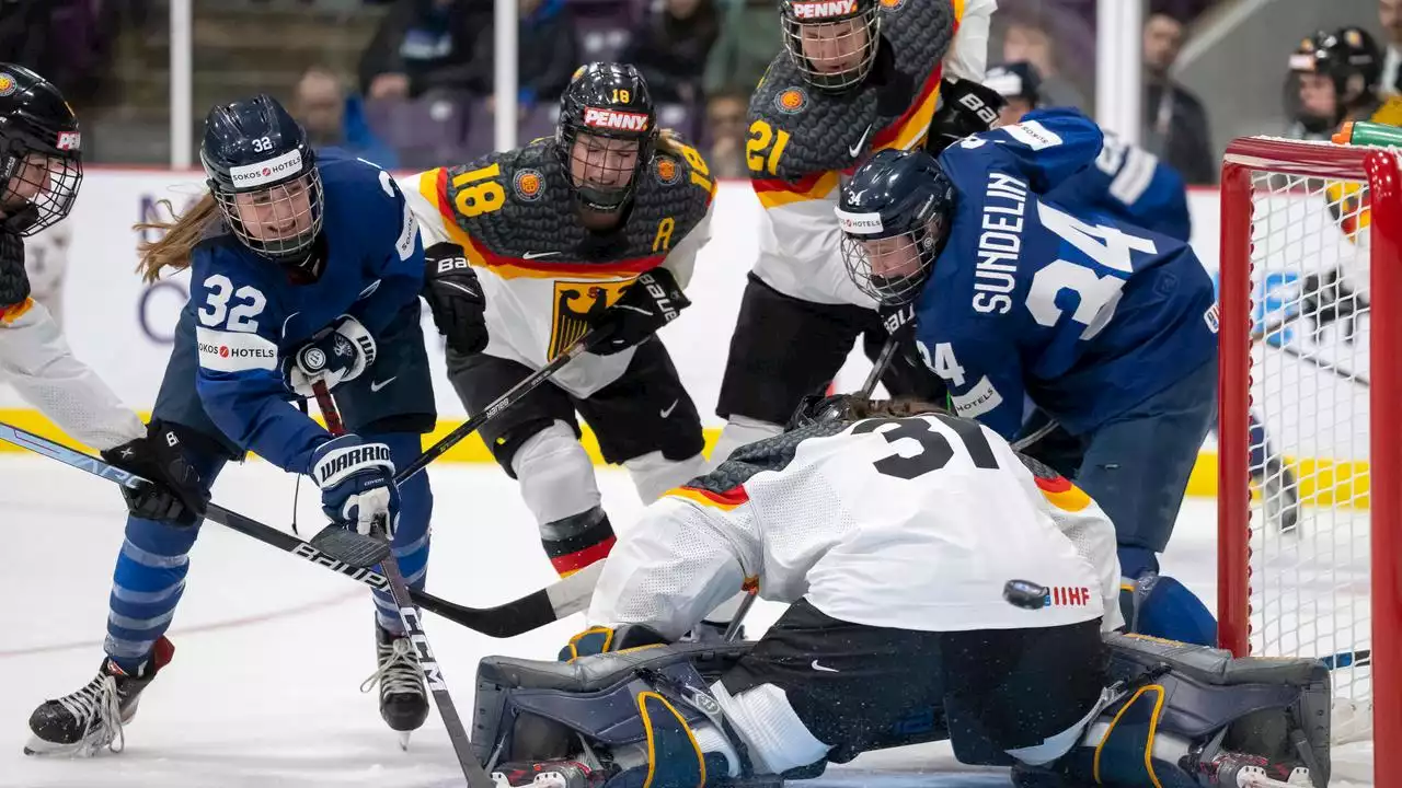 Eishockey-WM in Kanada: DEB-Frauen ohne Chance gegen Finnland