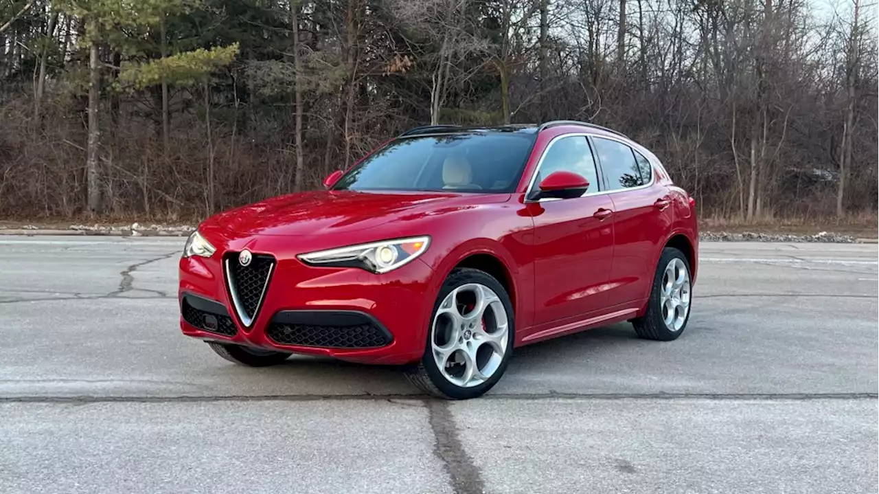 Alfa Romeo Stelvio SUV to lead Italians' EV charge in 2026 - Autoblog