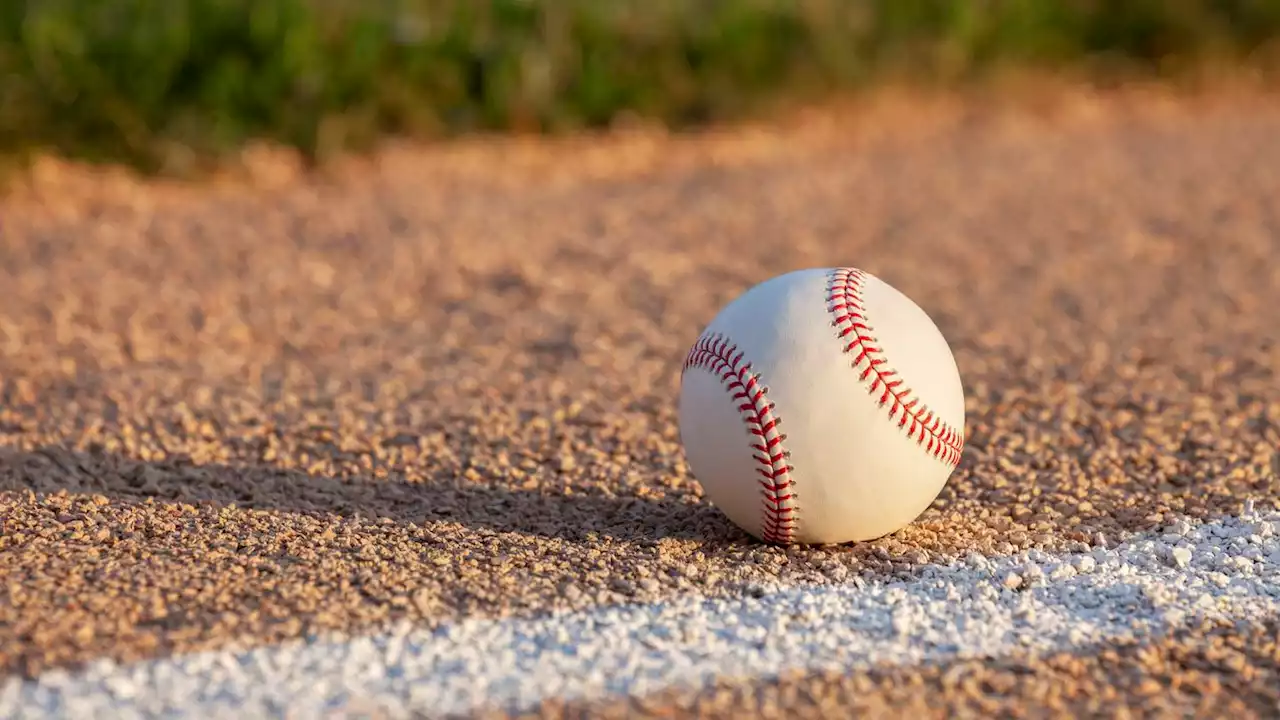 Division II college baseball player hits for cycle, throws no-hitter in same game