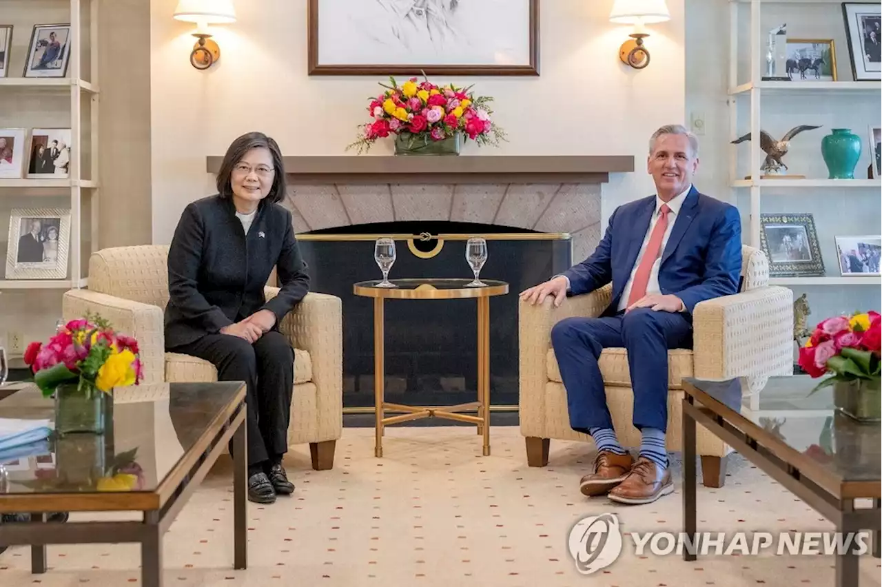 中, 대만포위 훈련…'군용기 42대·함정 8척 해협중간선 넘어'(종합2보) | 연합뉴스