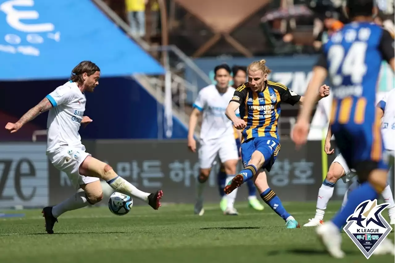 '루빅손 멀티골' 울산, 수원 2-1 꺾고 '개막 6연승 신바람' | 연합뉴스