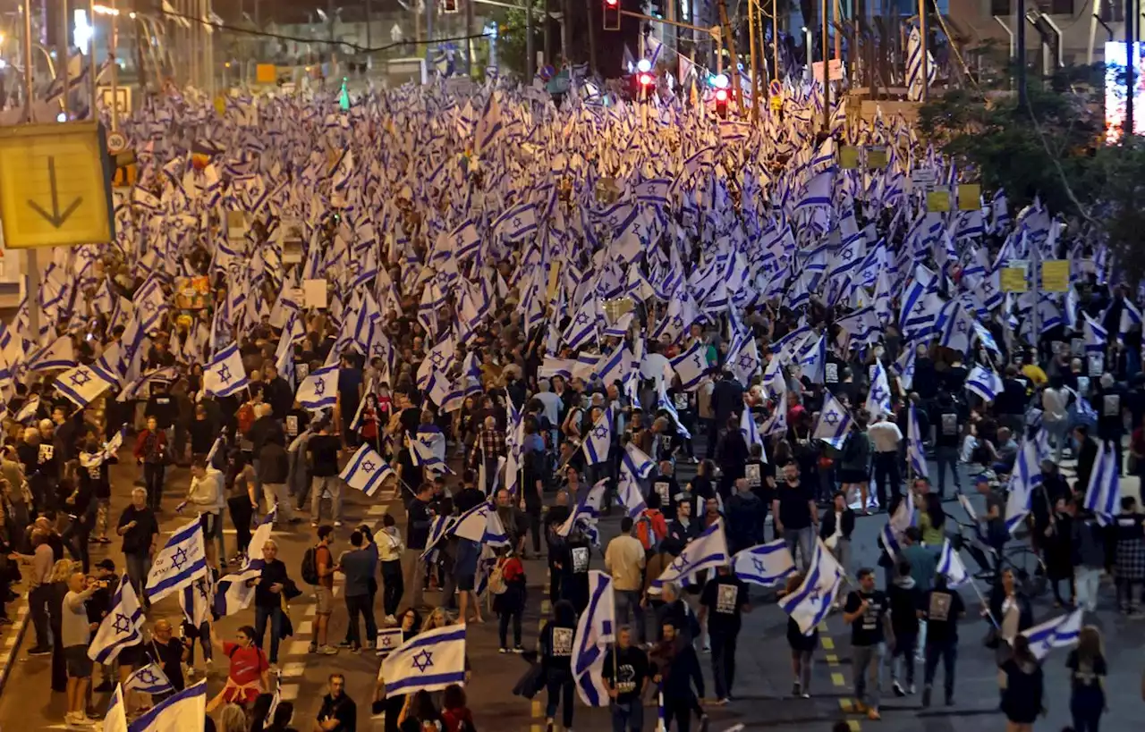 Des Israéliens de nouveau dans la rue contre la réforme de la justice