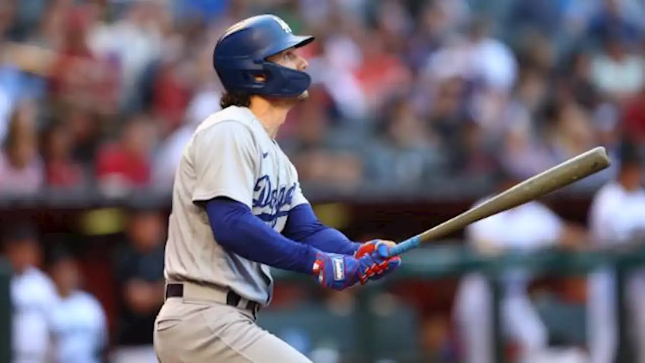 Diamondbacks pound 17 hits, push past Dodgers 12-8