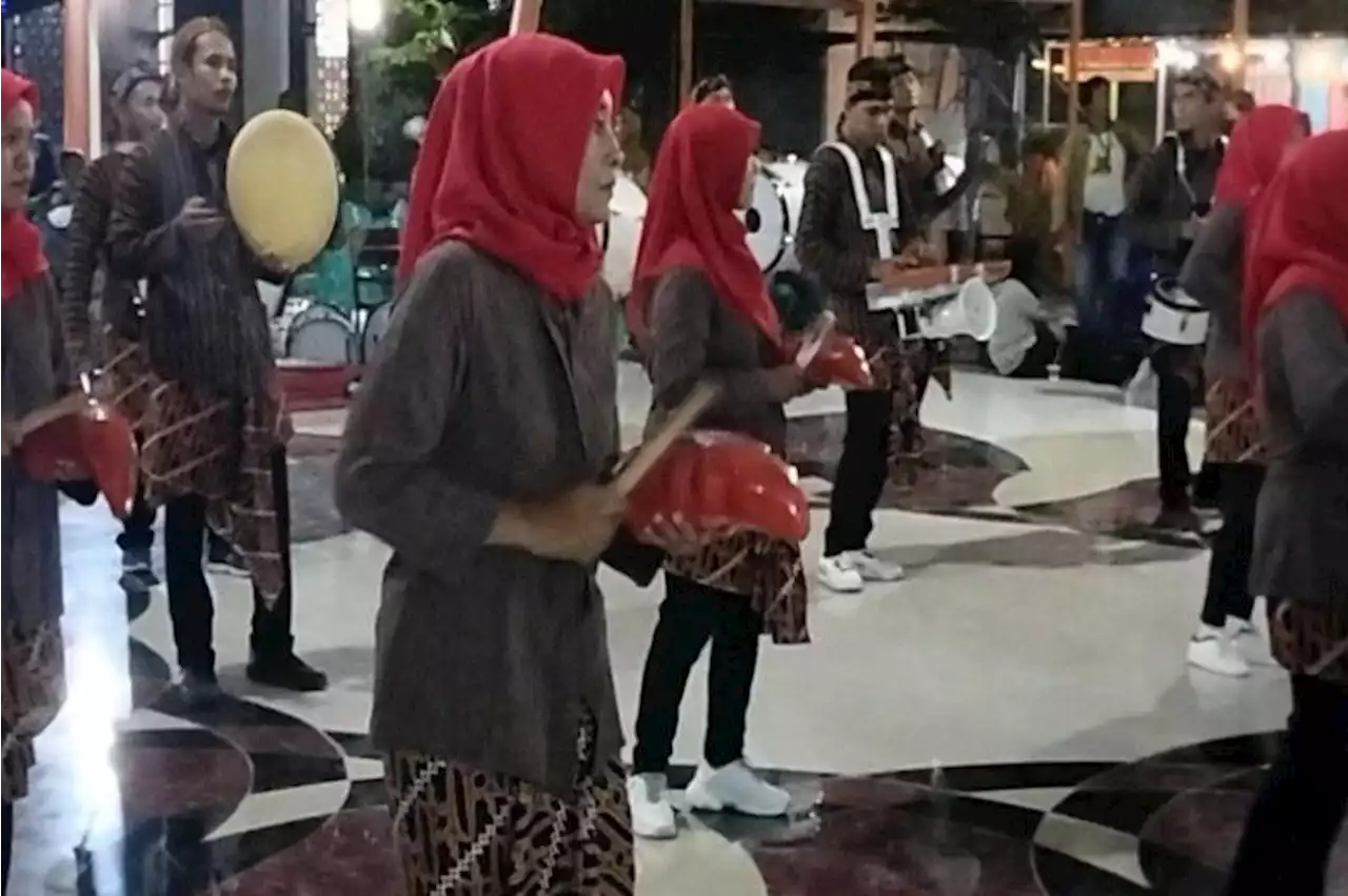 Pemkab Batang jaga ke kearifan lokal bangunkan sahur dengan kentongan