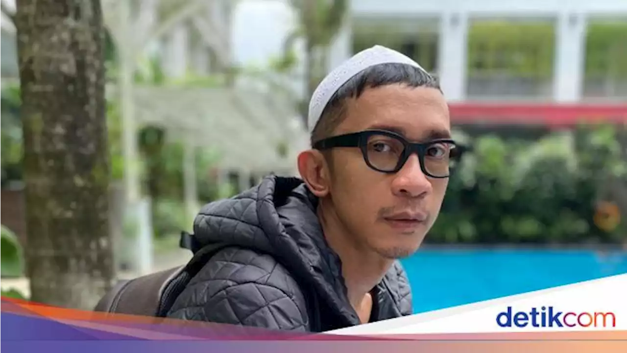 Proses Hijrah Aming Tergambar di Klip Alma Thania, Begini Ceritanya